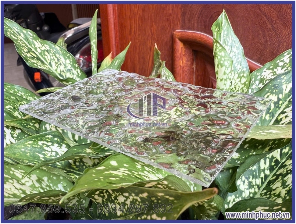 tam nhua acrylic hoa van gon song nuoc  ?? van da sung