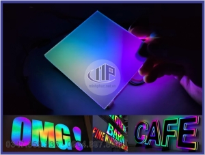 tam nhua mica doi mau lam chu quang cao den led rgb hieu ung ma tran